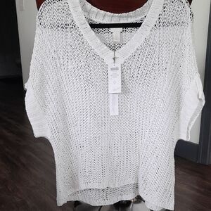 NWT Chico's Black and White V-Neck Sweater